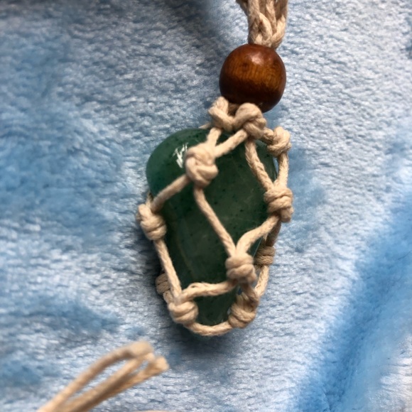 New green strawberry Quartz hand made necklace exchangeable stones! - Picture 9 of 17